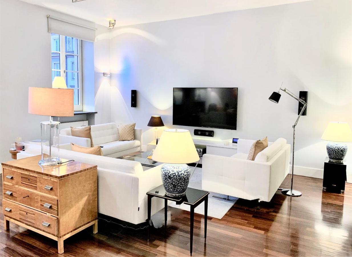 Mondrian Luxury Suites & Apartments Market Square IV ワルシャワ エクステリア 写真