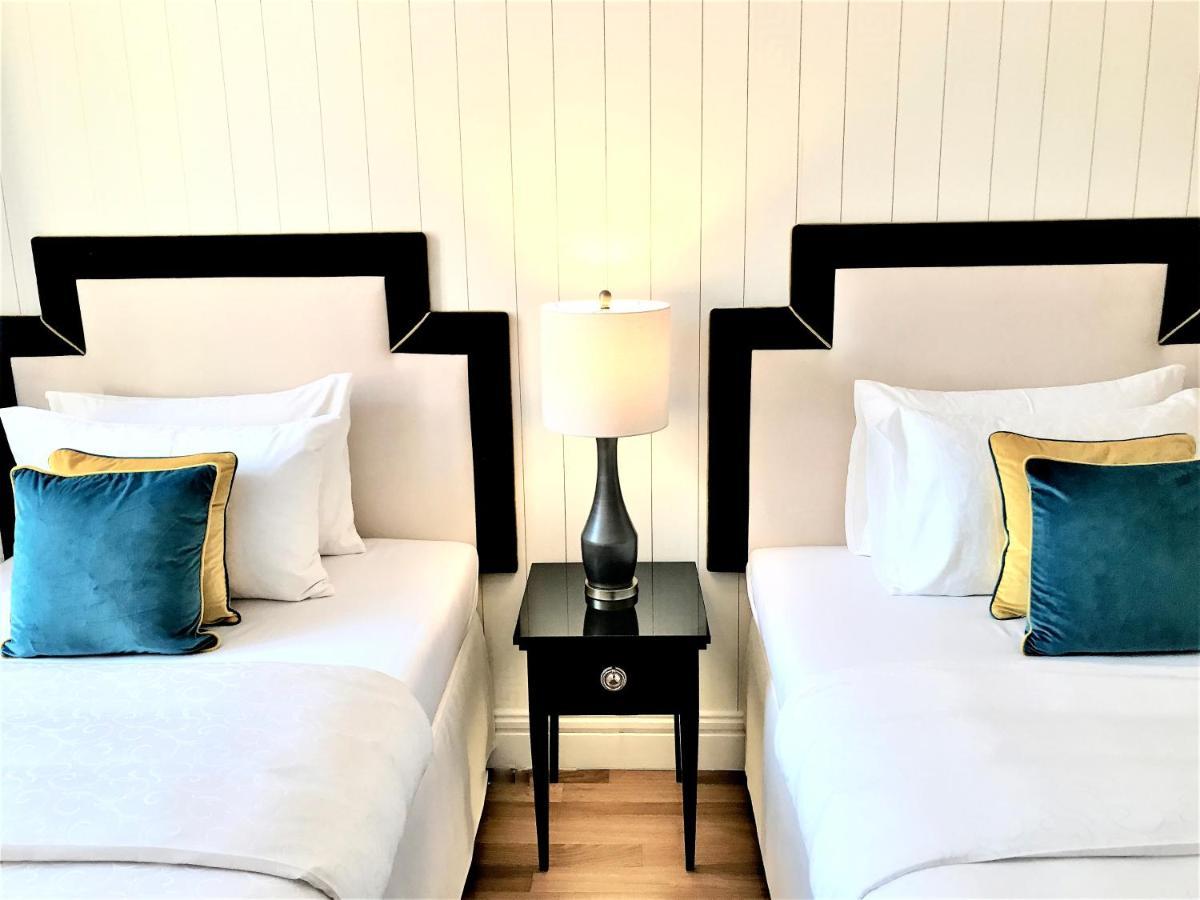 Mondrian Luxury Suites & Apartments Market Square IV ワルシャワ エクステリア 写真
