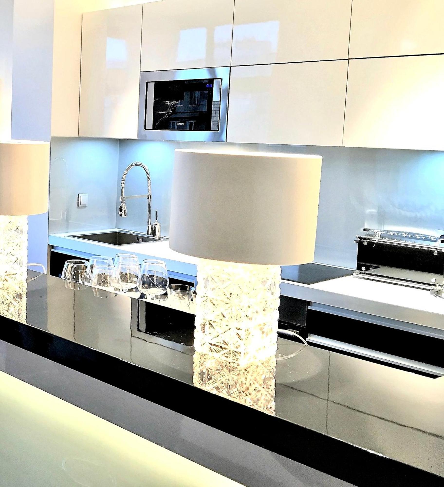 Mondrian Luxury Suites & Apartments Market Square IV ワルシャワ エクステリア 写真