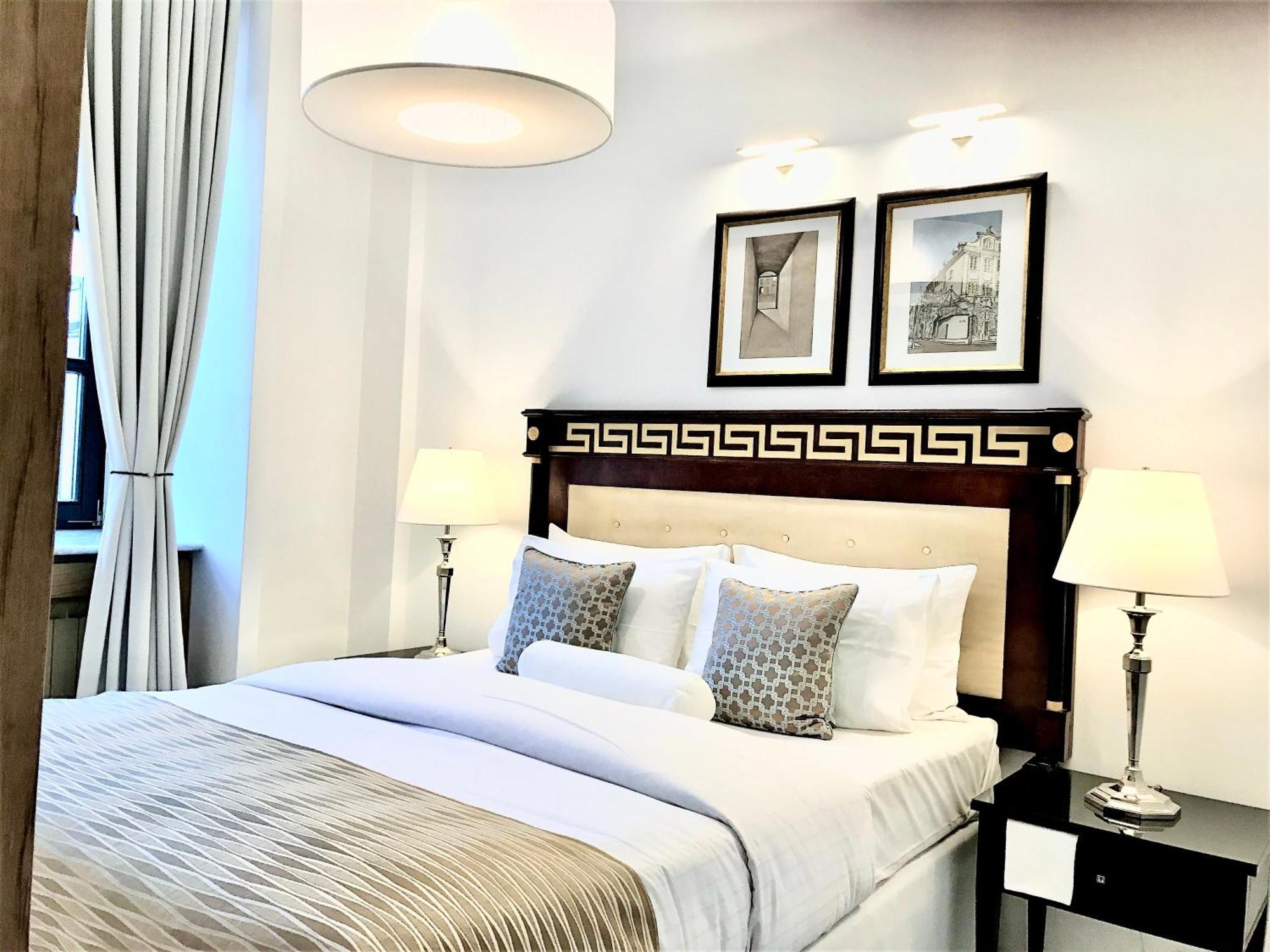 Mondrian Luxury Suites & Apartments Market Square IV ワルシャワ エクステリア 写真