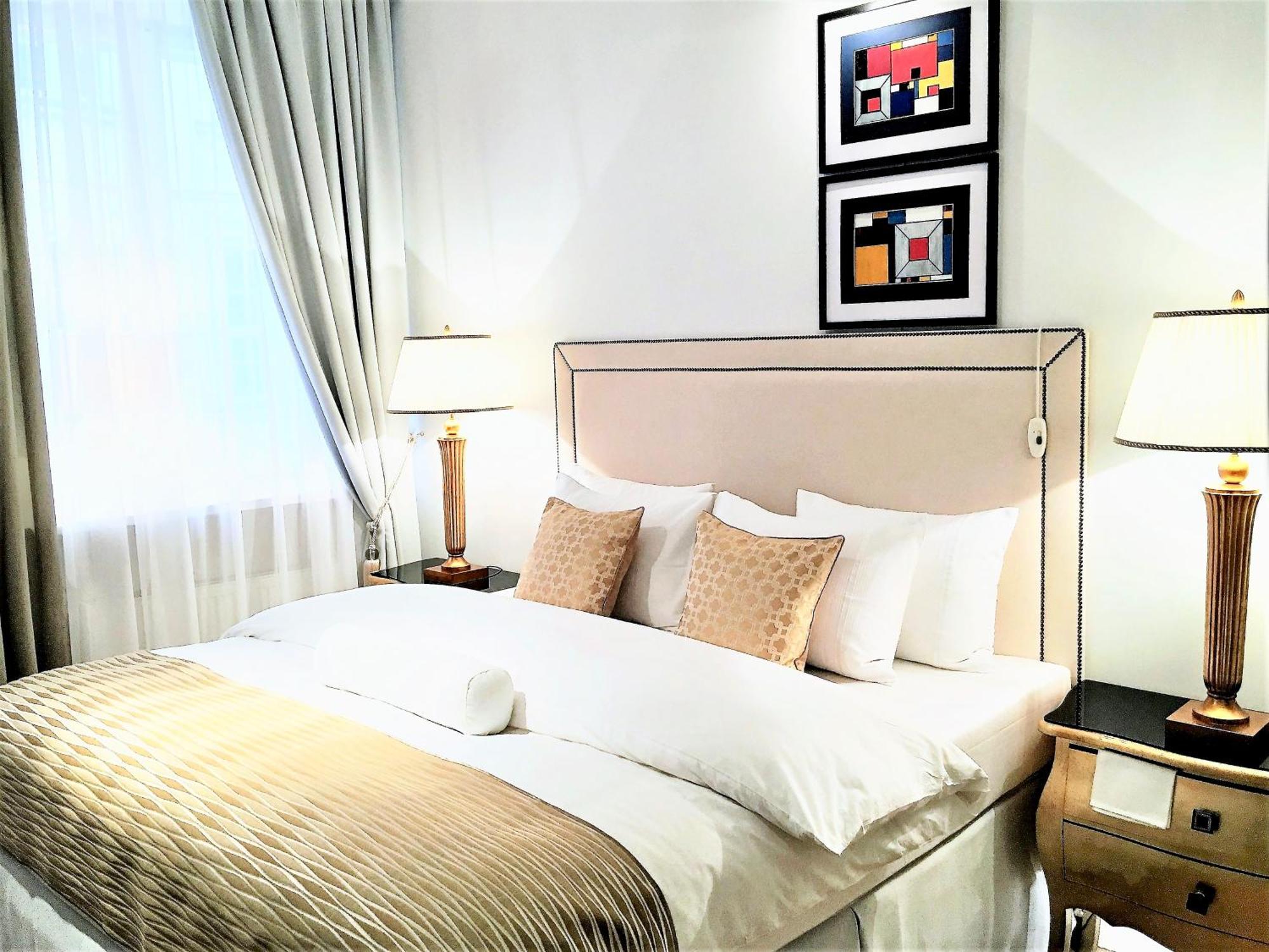 Mondrian Luxury Suites & Apartments Market Square IV ワルシャワ 部屋 写真