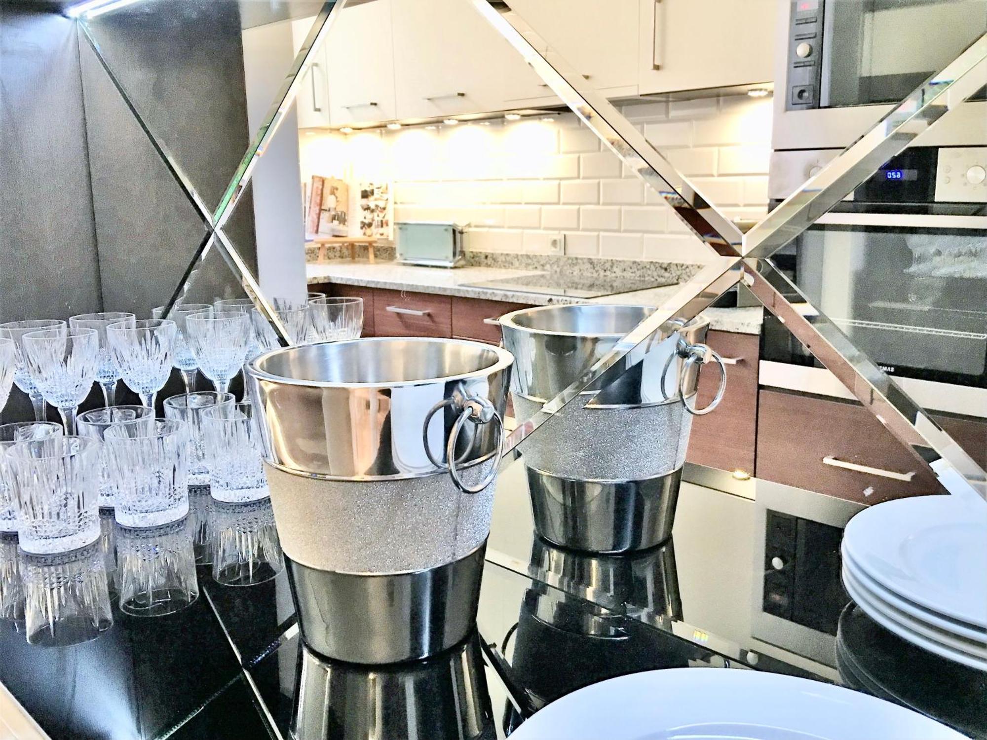 Mondrian Luxury Suites & Apartments Market Square IV ワルシャワ 部屋 写真